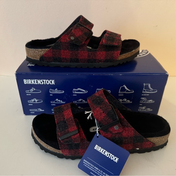 BIRKENSTOCK Arizona Rivet Shearling Wool Felt plaid red sandal. Size: 7, 38 - Picture 3 of 13